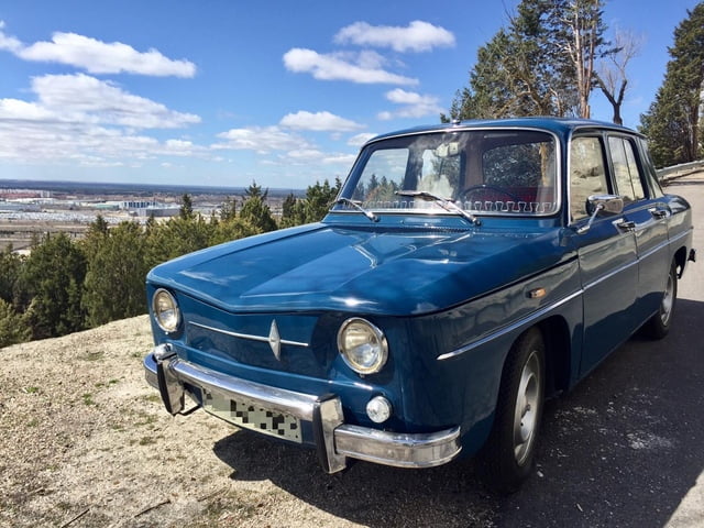 Renault 8