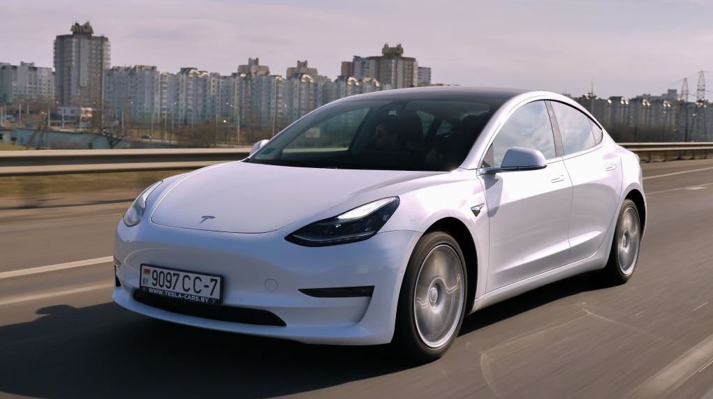 Tesla Model 3: ¿Es tan fantástico como se dice?